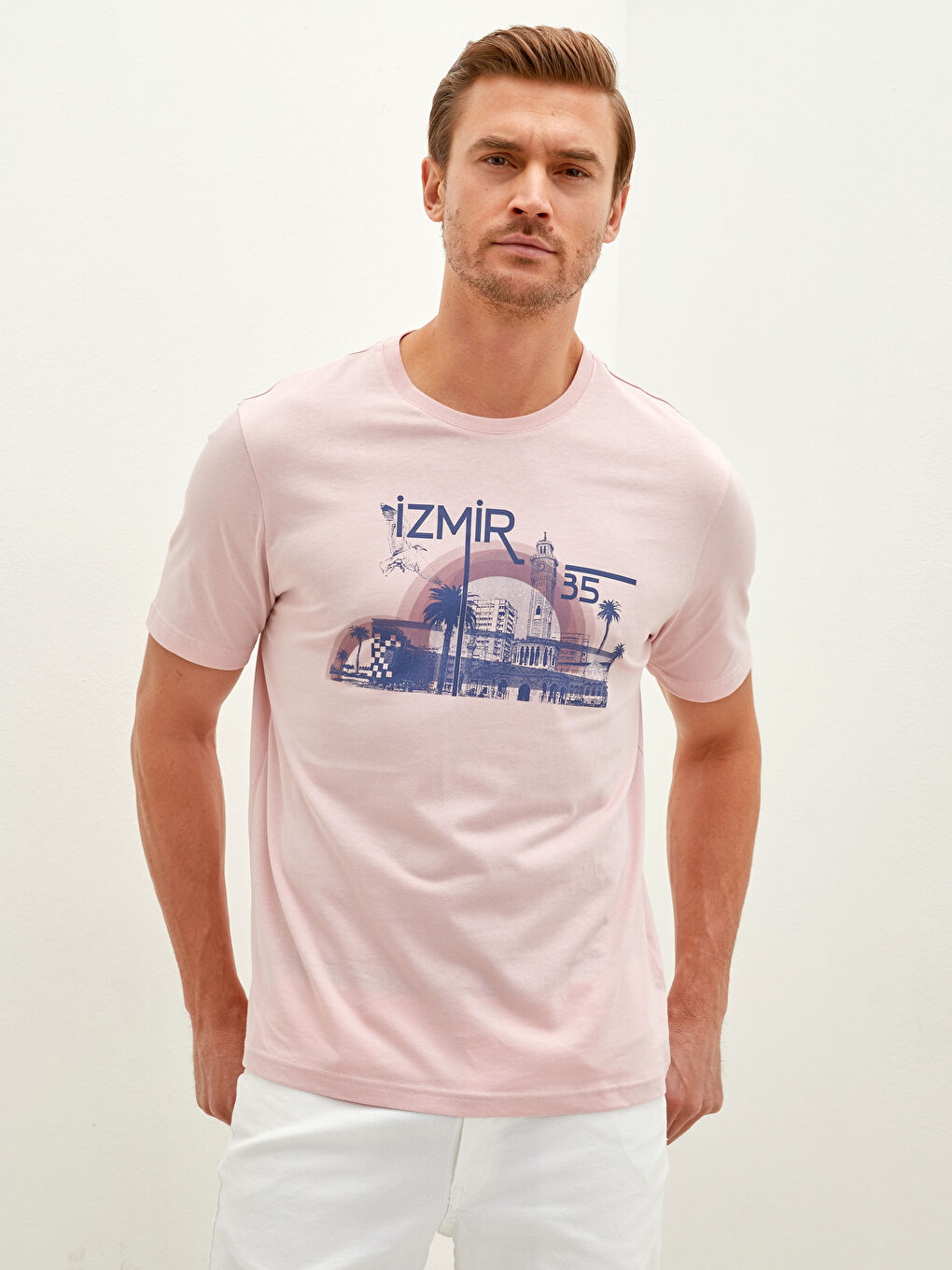 Pembe Bisiklet Yaka Kısa Kollu İzmir Baskılı Penye Erkek Tişört-2