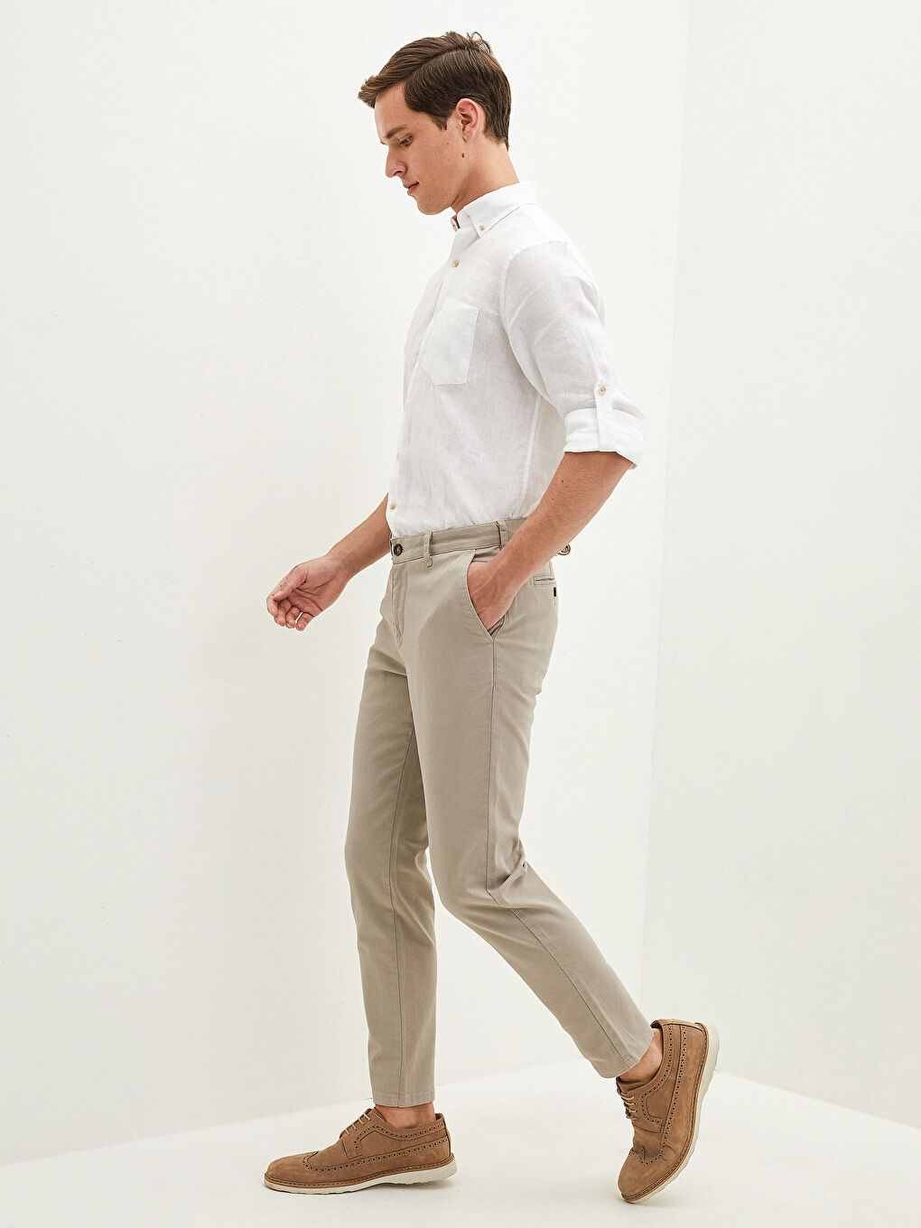 LCWAIKIKI Classic Tapered Fit Gabardine Men's Chino Pants -S1KS08Z8-PWN
