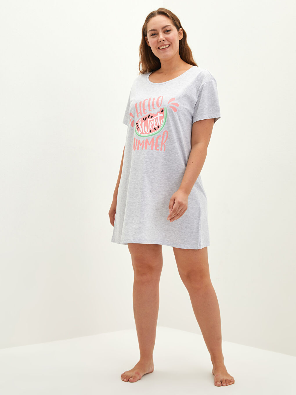 Gri Bisiklet Yaka Baskılı Kısa Kollu Kadın Gecelik-2
