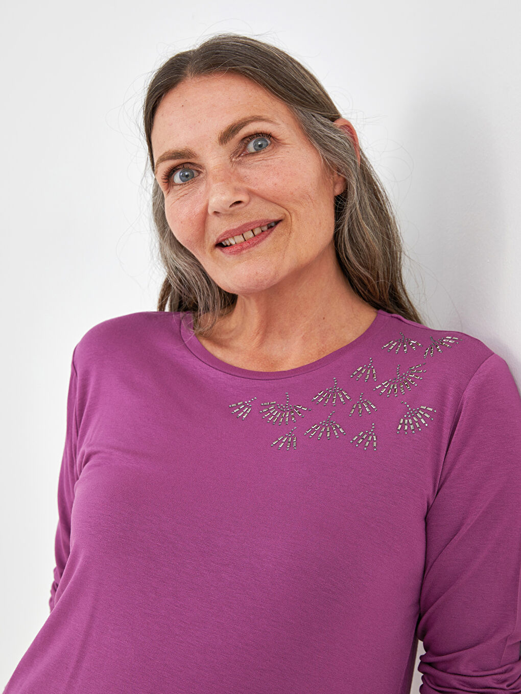 LC Waikiki Crew Neck Stone Printed Long Sleeve Viscose Women's Blouse -S1KT91Z8-KYX