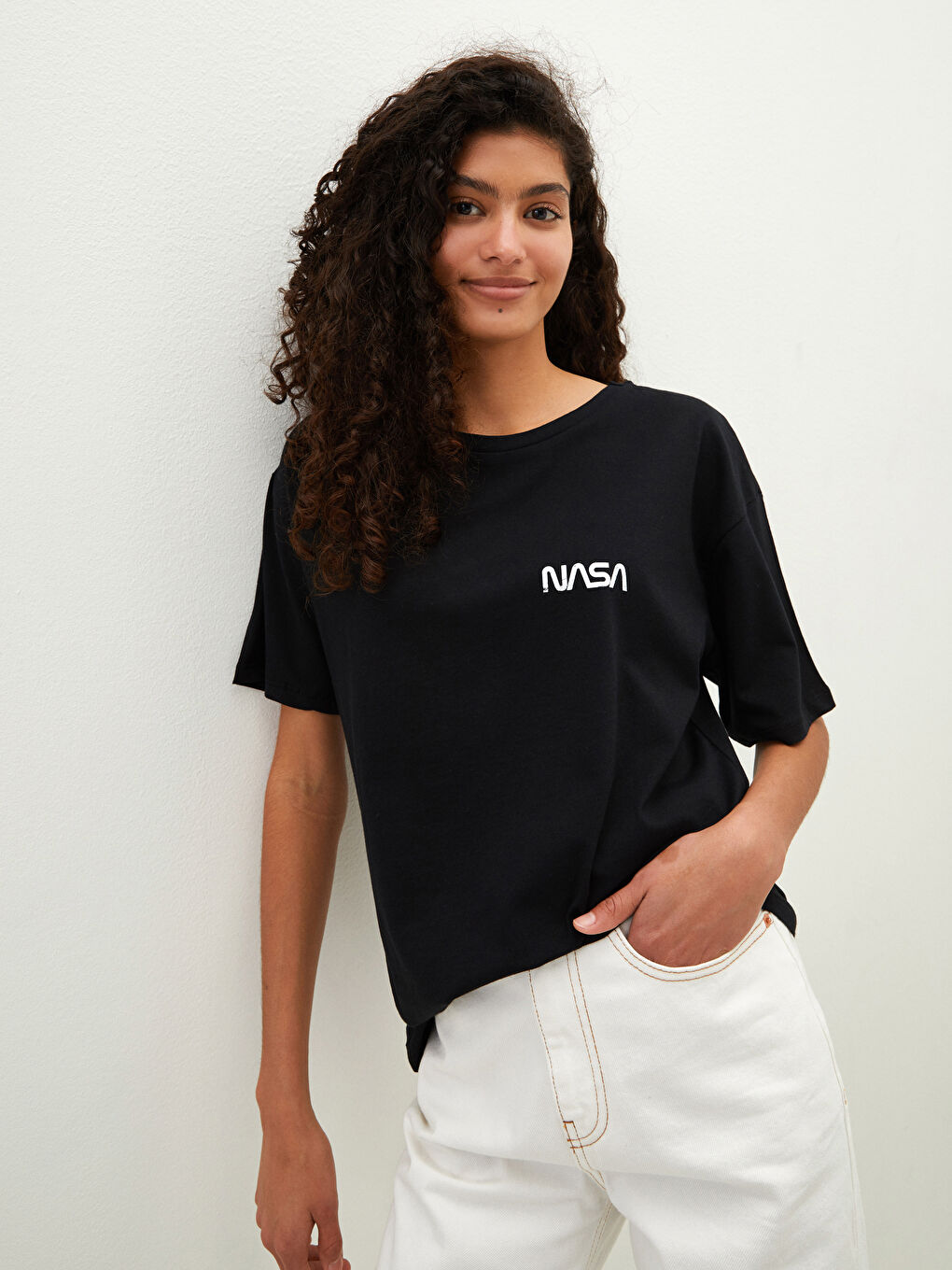 LCW Vision Crew Neck Nasa Printed Short Sleeve Cotton Women's T-Shirt -S1KU41Z8-CVL