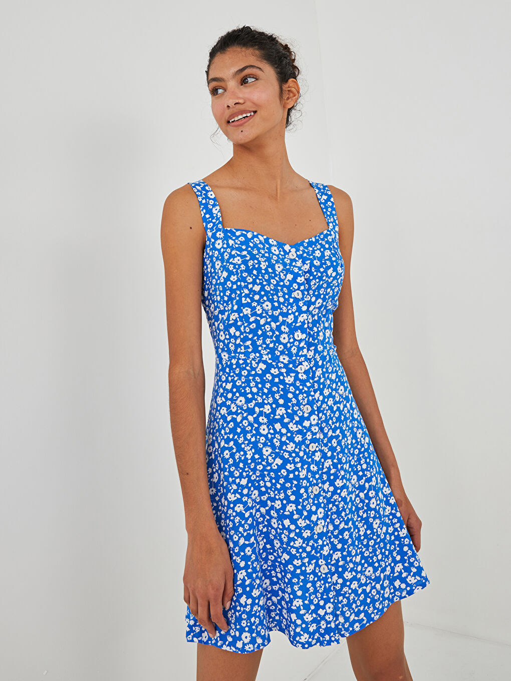 Robe à Col Carré Florale à Bretelles en Viscose pour Femmes-3