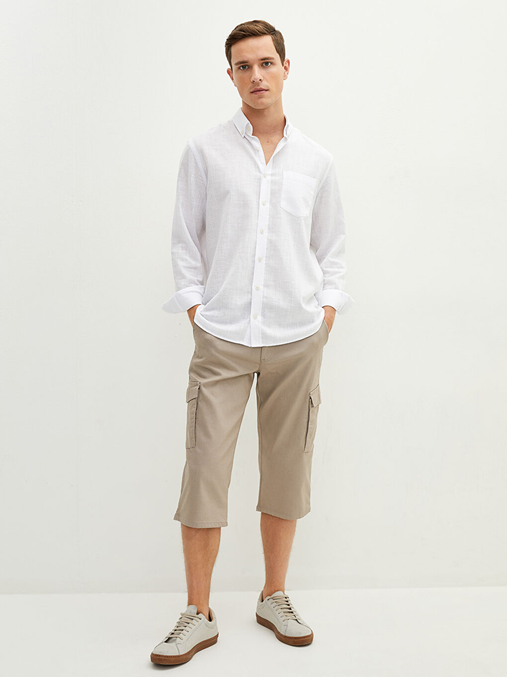 Standard Fit Twill Men's Cargo Shorts-1