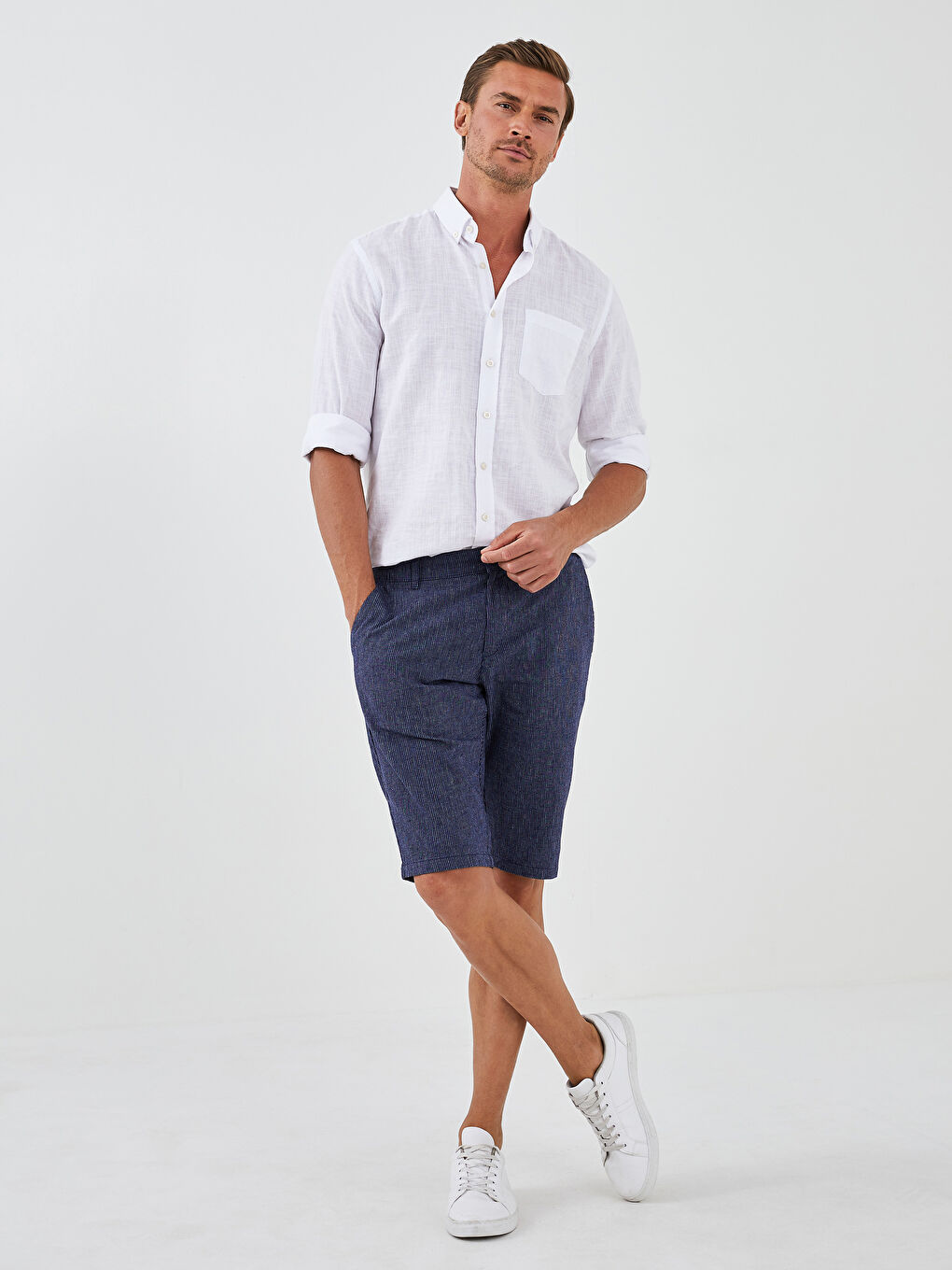 Pantaloni scurți din in, Standard Fit, pentru Bărbați-1