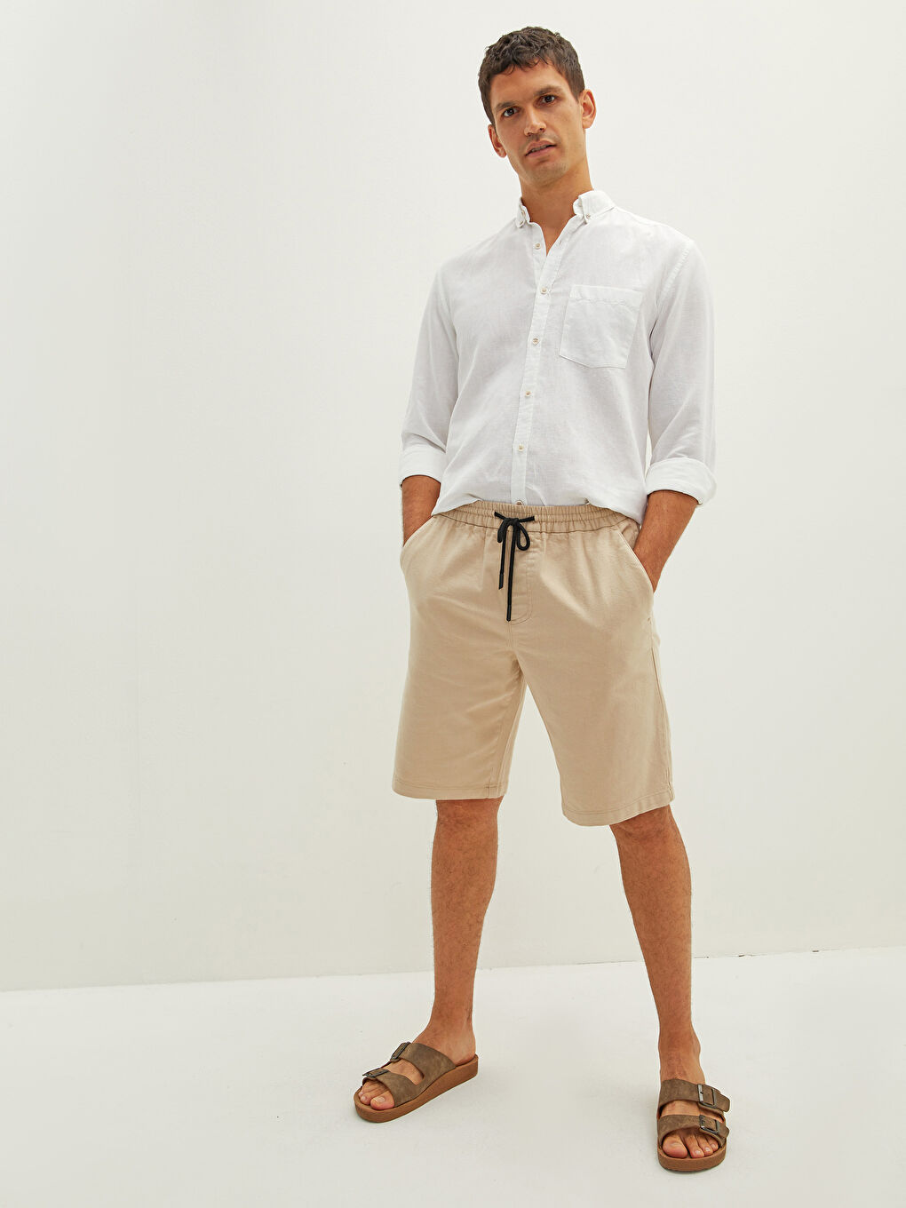 Bej Standart Kalıp Gabardin Erkek Şort-2