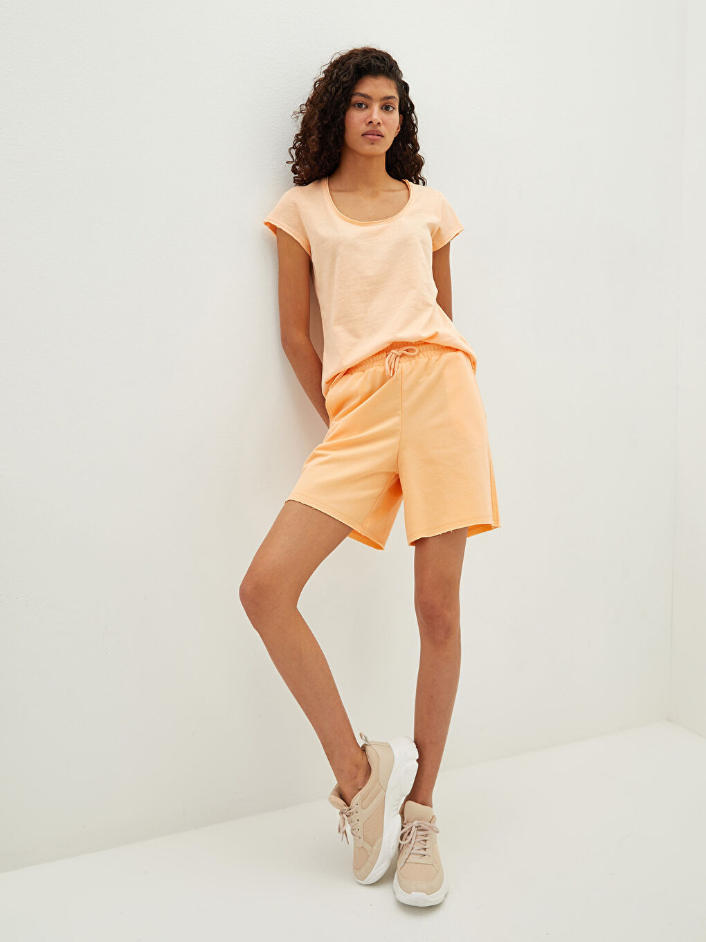 Women's Bermuda Shorts With Flat Pocket Detail and Elastic Waist-2