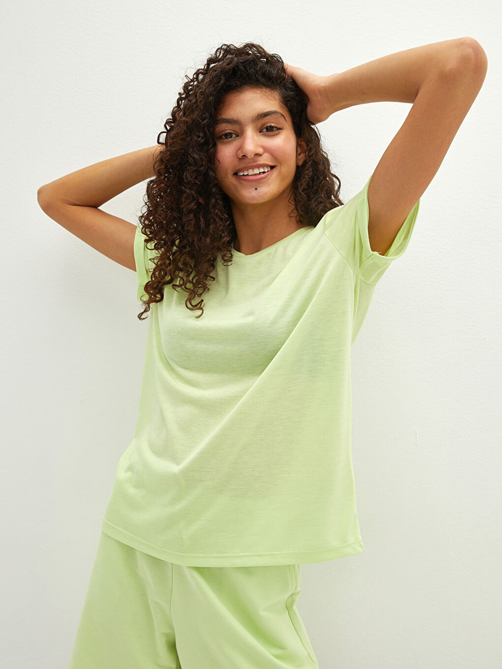 Crew Neck Plain Short Sleeve Women's T-Shirt-1