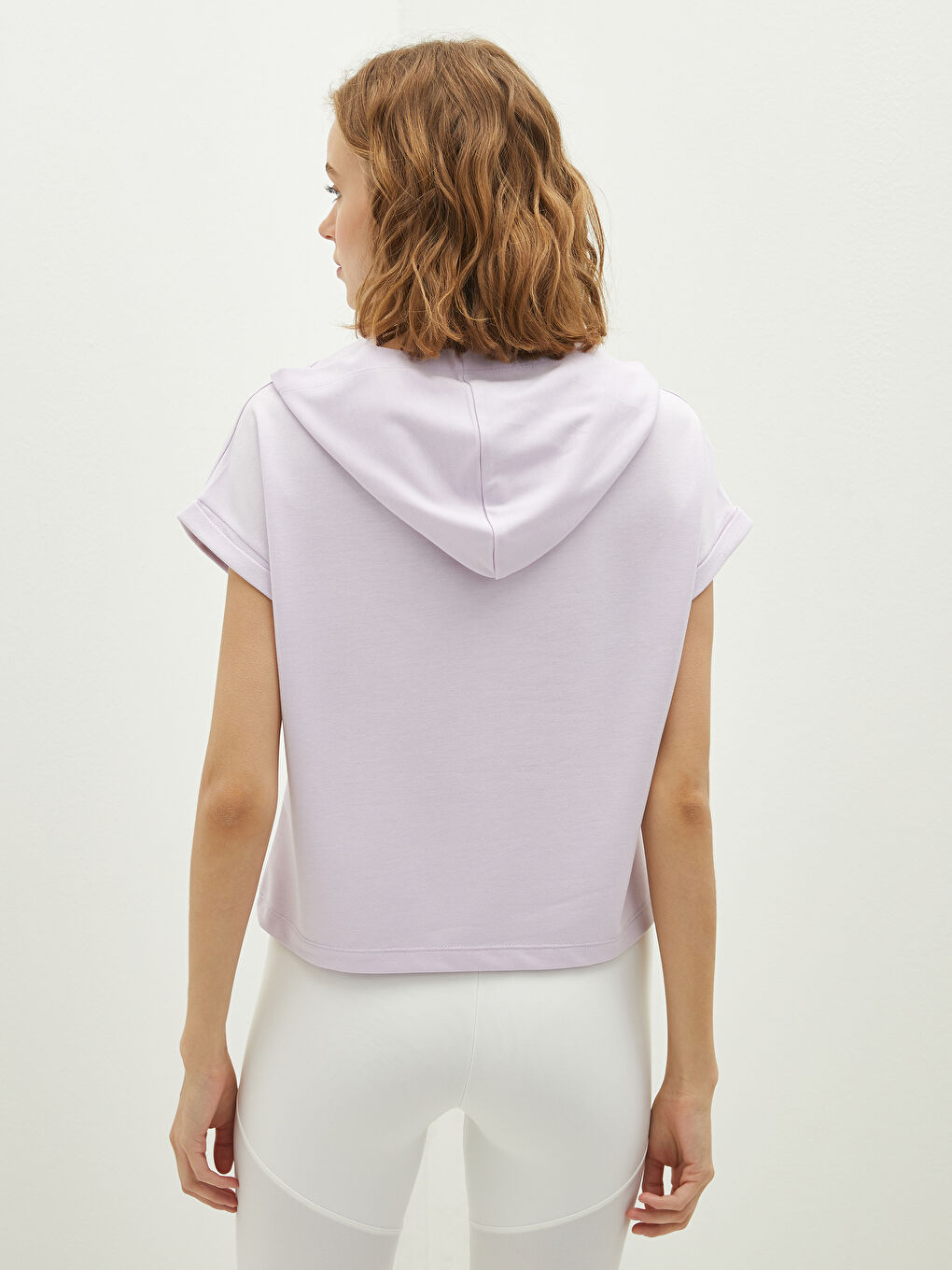Lila Kapüşon Yaka Düz Kısa Kollu Kadın Spor Tişört-5