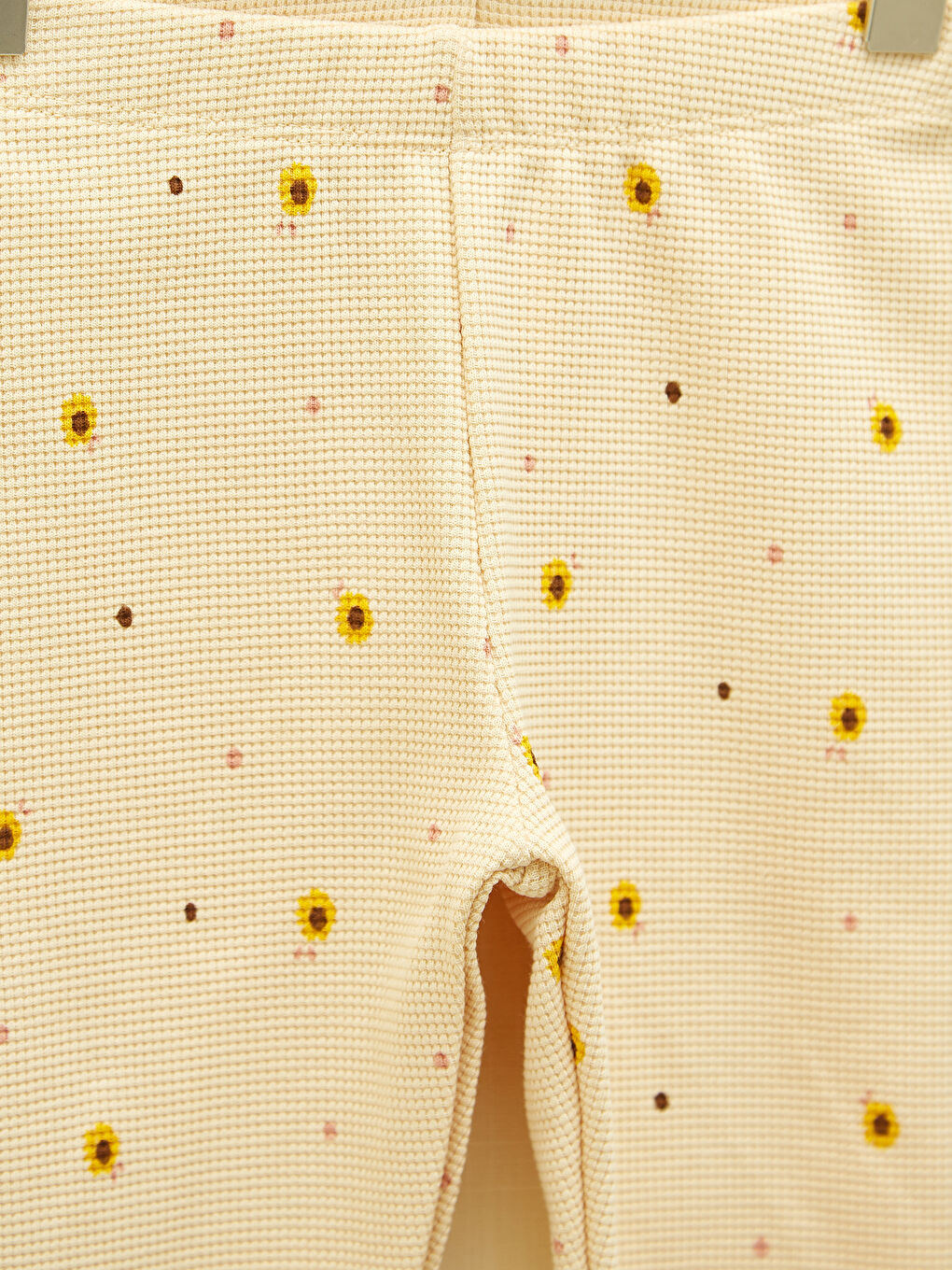 Bej Bisiklet Yaka Kısa Kollu Baskılı Kız Bebek Tişört ve Şort 2'li Takım-5