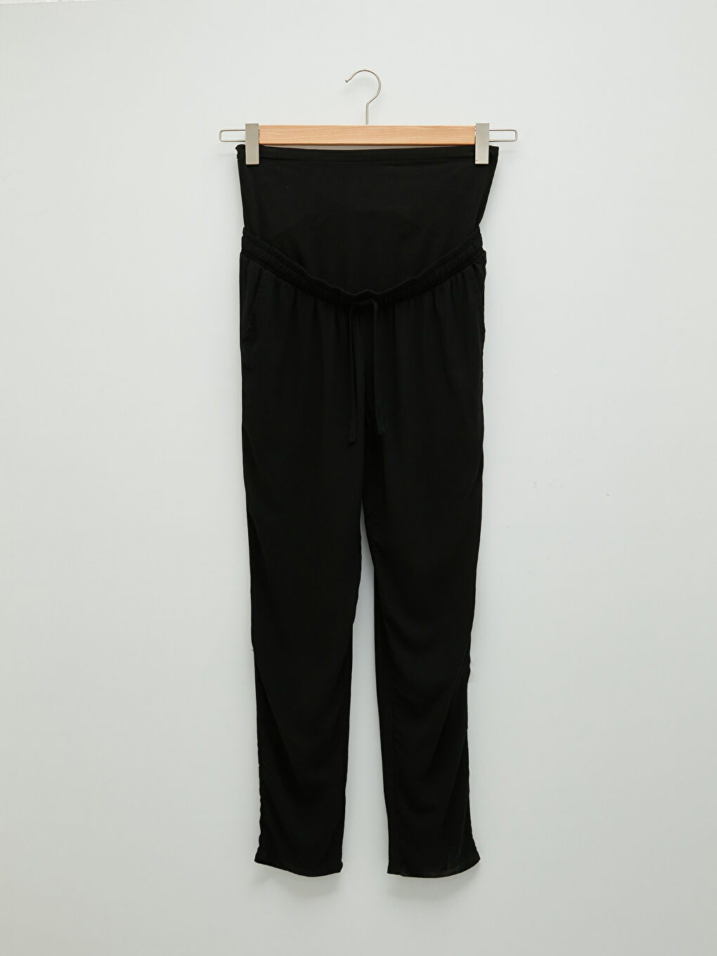 Siyah Karın Panelli Düz Cep Detaylı Viskon Hamile Pantolon-6