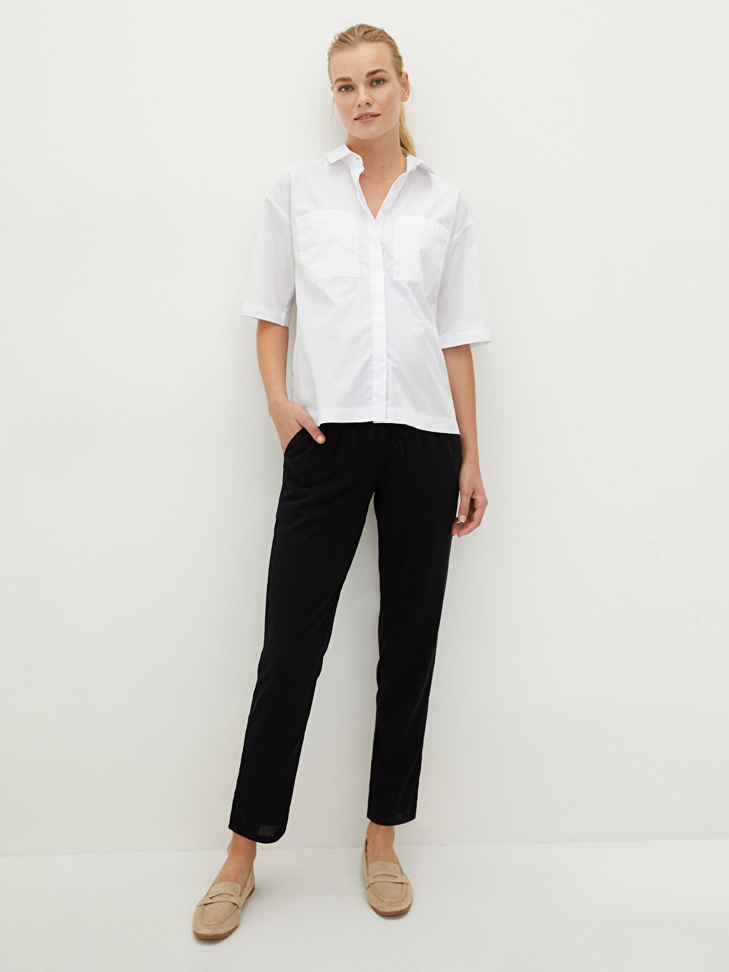 Siyah Karın Panelli Düz Cep Detaylı Viskon Hamile Pantolon-1