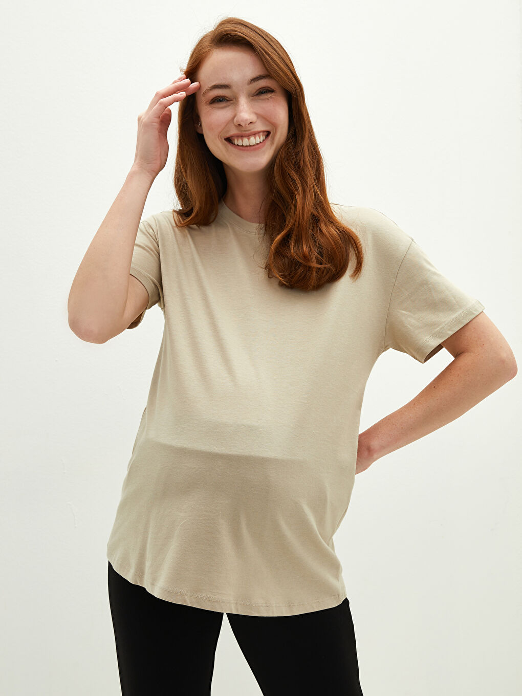 Gri Bisiklet Yaka Düz Kısa Kollu Hamile Tişört-5