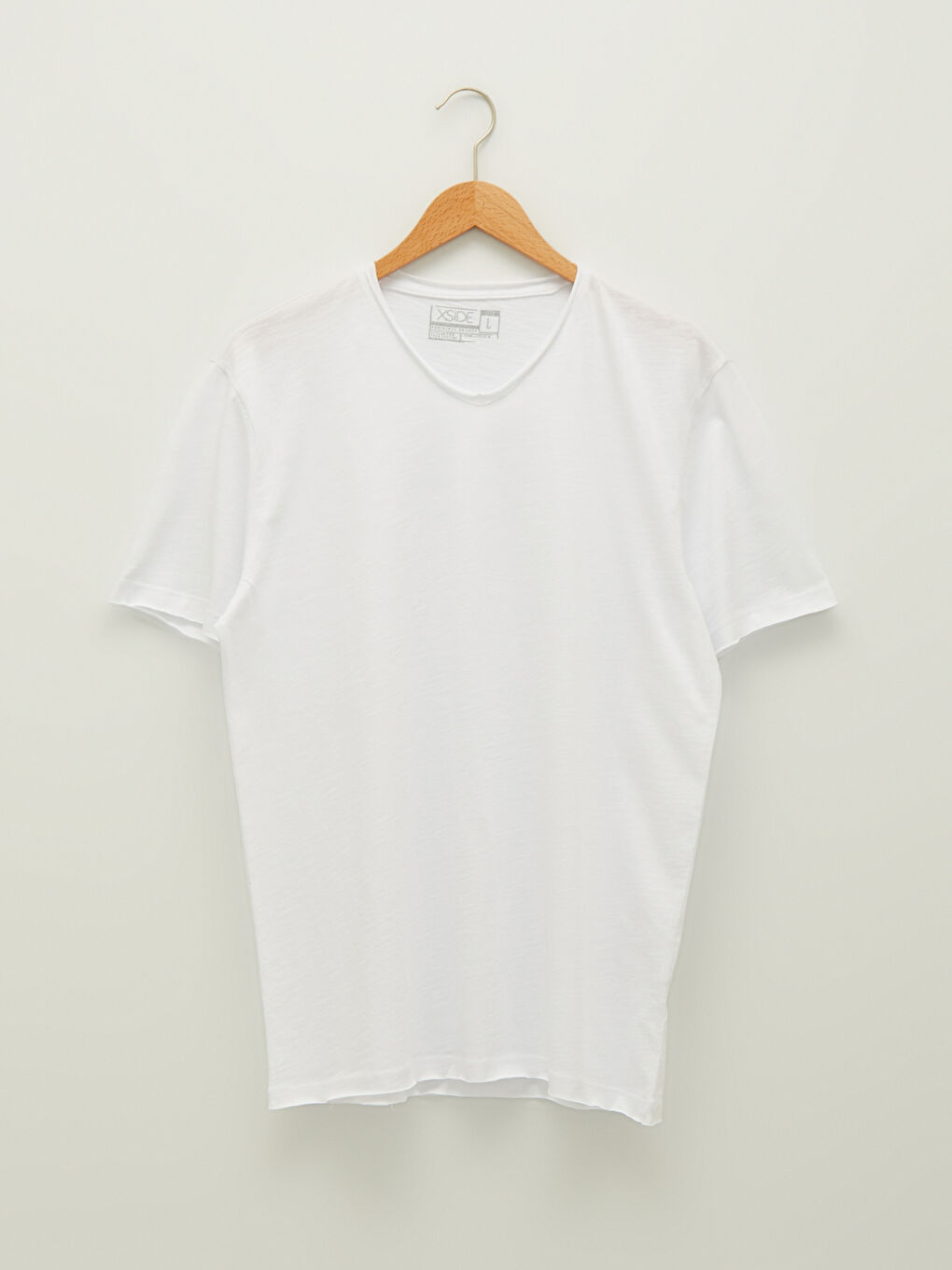 Beyaz V Yaka Basic Kısa Kollu Pamuklu Erkek Tişört-5