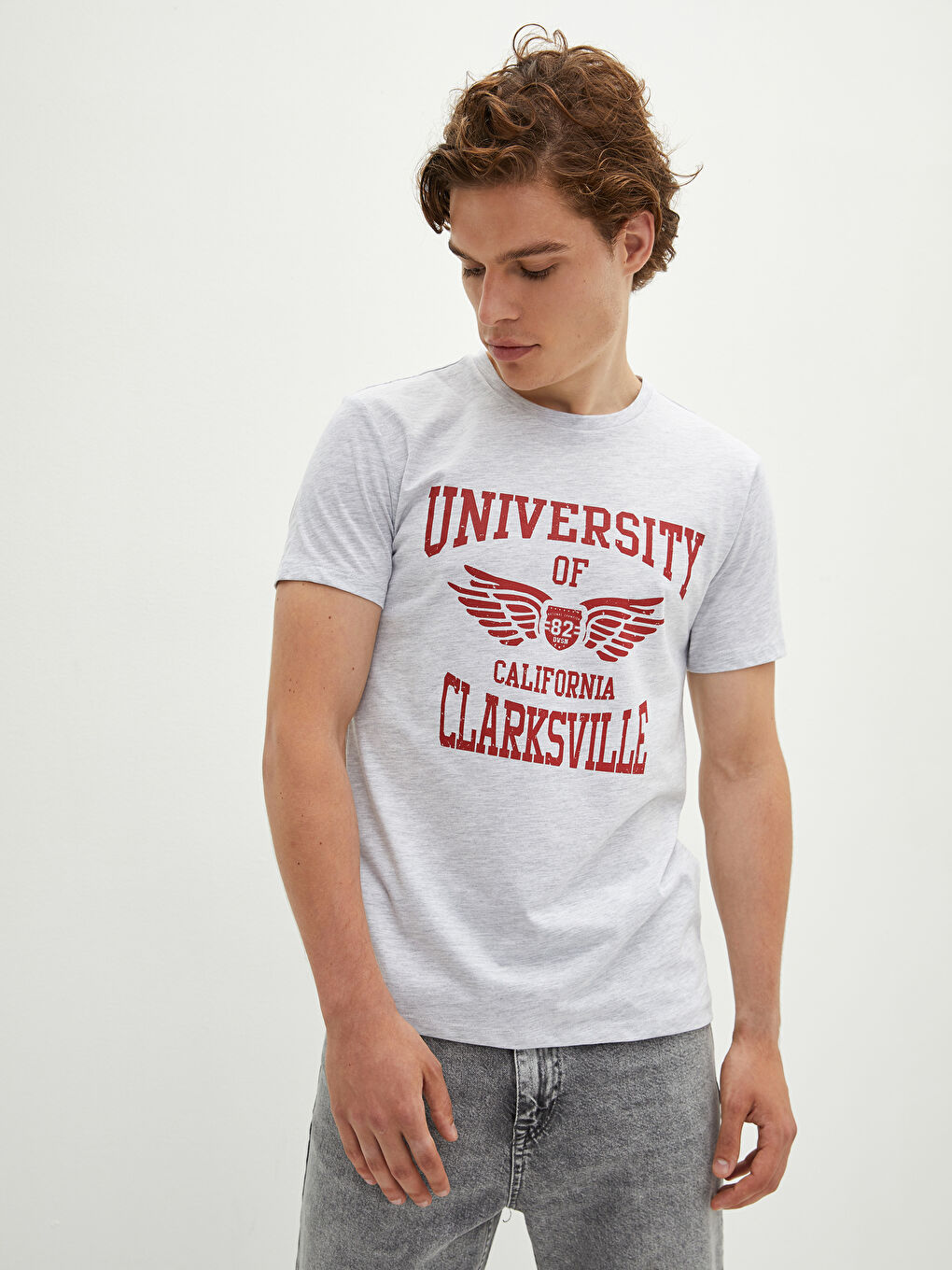 Beyaz Bisiklet Yaka Kısa Kollu Baskılı Penye Erkek Tişört-1