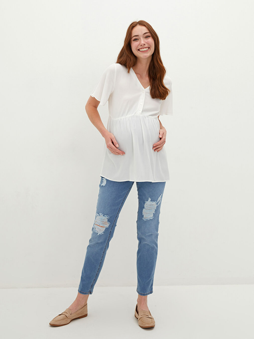 بلوزة حوامل ياقة على شكل حرف V سادة بأزرار أمامية كم قصير فيسكوز-5