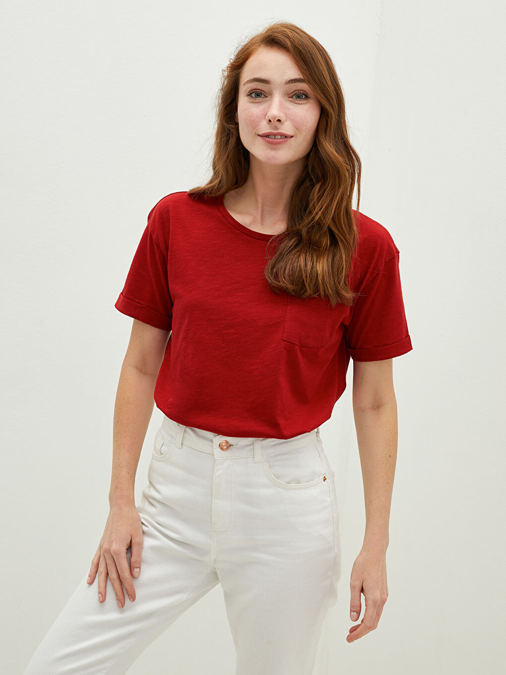 Kırmızı Bisiklet Yaka Düz Cep Detaylı Pamuklu Kadın Tişört-2