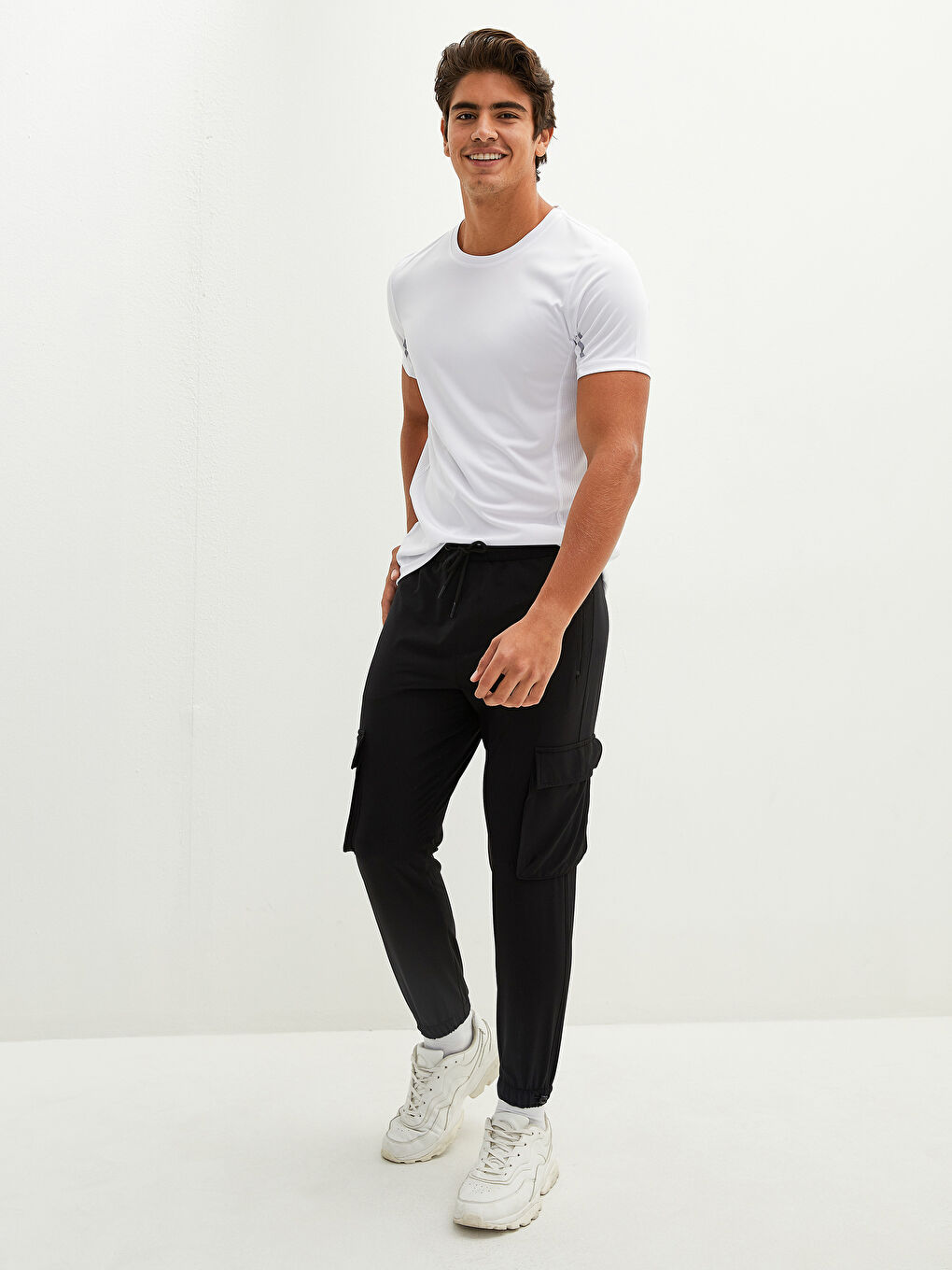 Siyah Slim Fit Aktif Spor Erkek Eşofman Altı