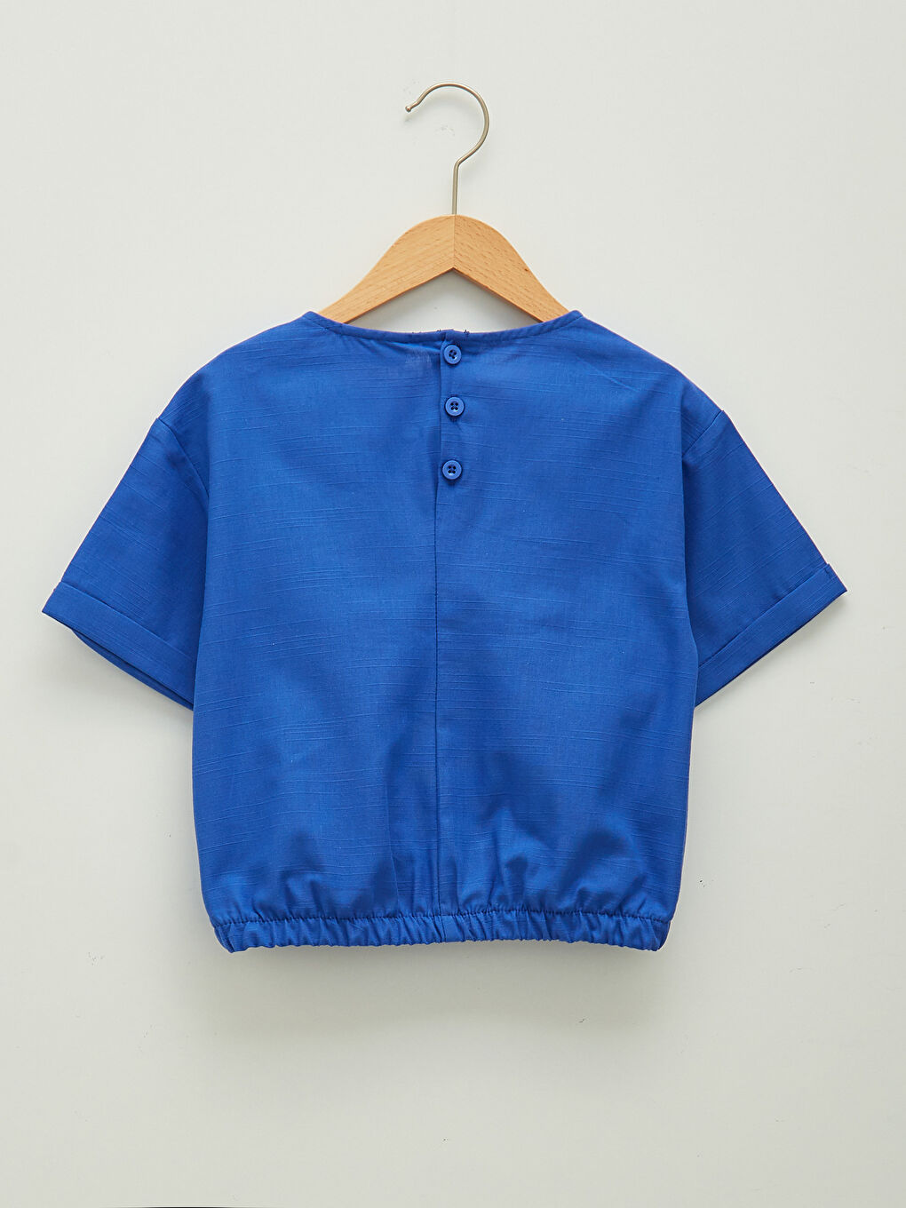 بلوزة قطنية برقبة دائرية أساسية كم قصير للبنات-1