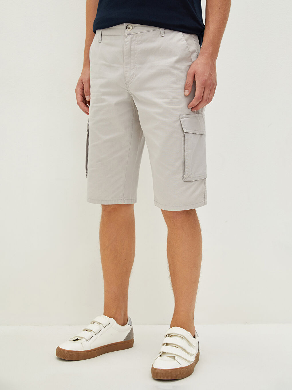 Bej Standart Kalıp Gabardin Erkek Kargo Şort-4