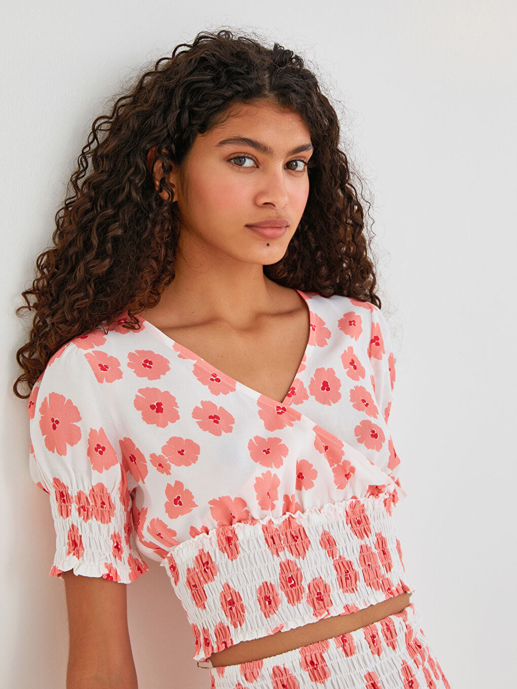 Blouse Femme à Col V Double Boutonnage Floral Manches Courtes en Viscose-3