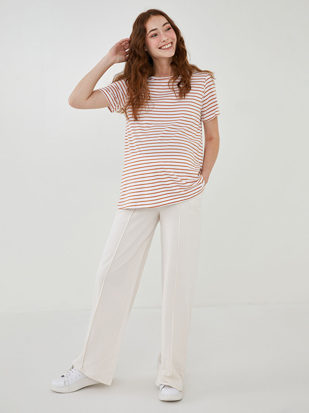 Bej Bisiklet Yaka Çizgili Kısa Kollu Pamuklu Hamile Tişört-3