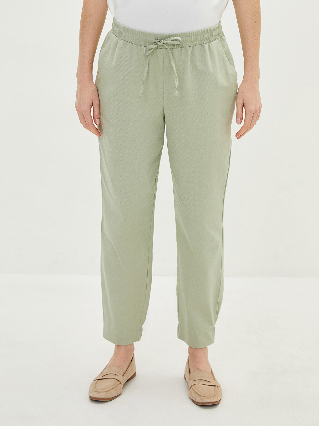 Elastic Waist Straight Pocket Detailed Maternity Jogger Pants-2