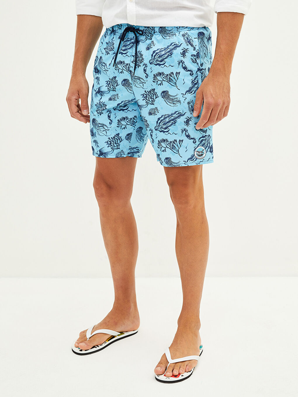 Turkuaz Diz Hizası Boy Desenli Erkek Deniz Şortu-4