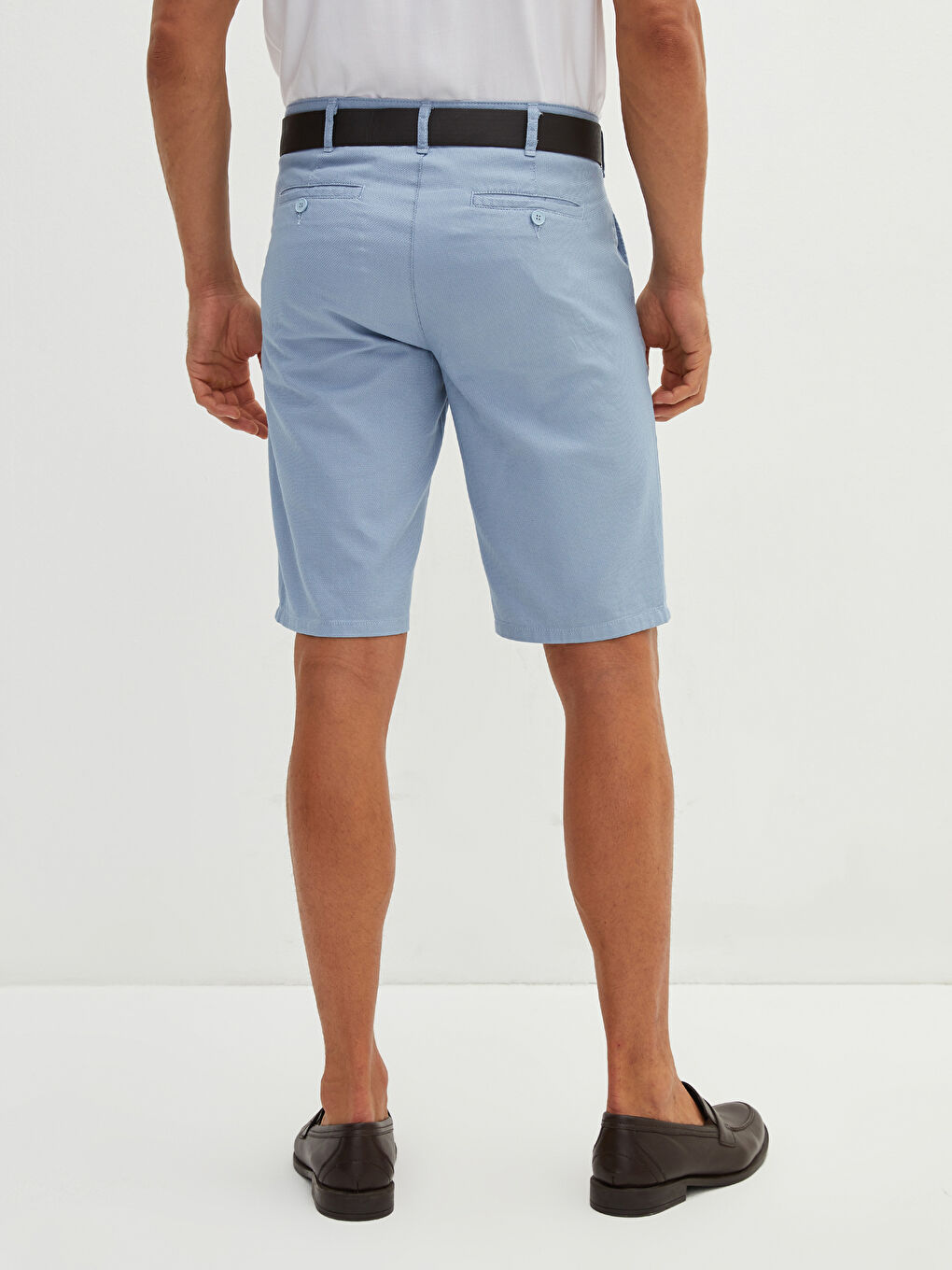 Mavi Standart Kalıp Bermuda Kemerli Erkek Şort-4