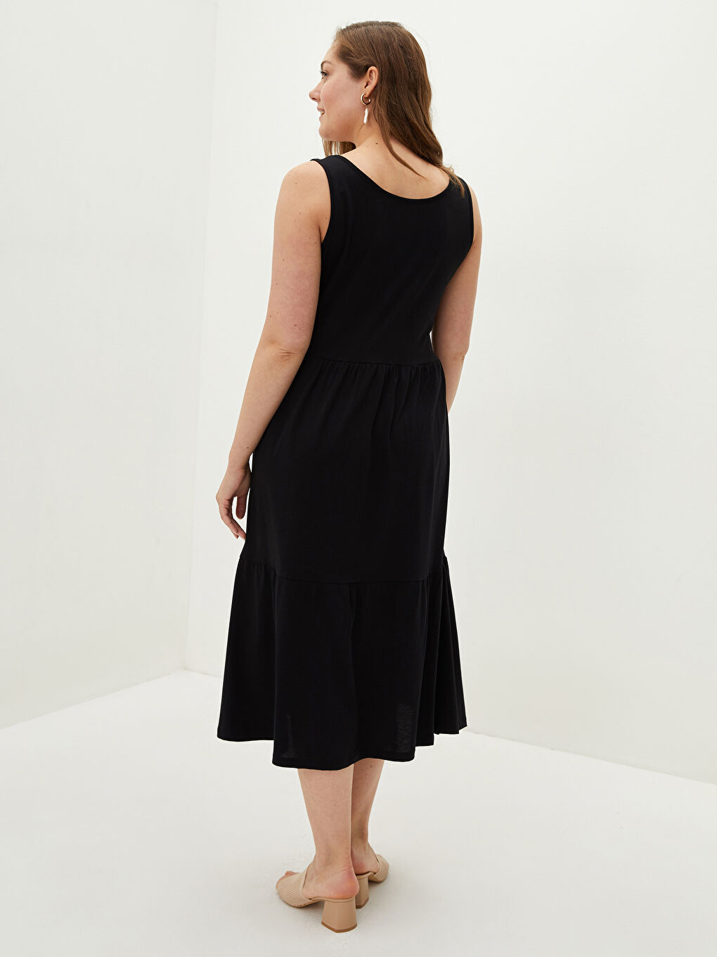 LC WAIKIKI Robe en Coton pour Femmes Grande Taille Encolure en U Droite Sans Manches Ligne A -S1LC40Z8-CVL