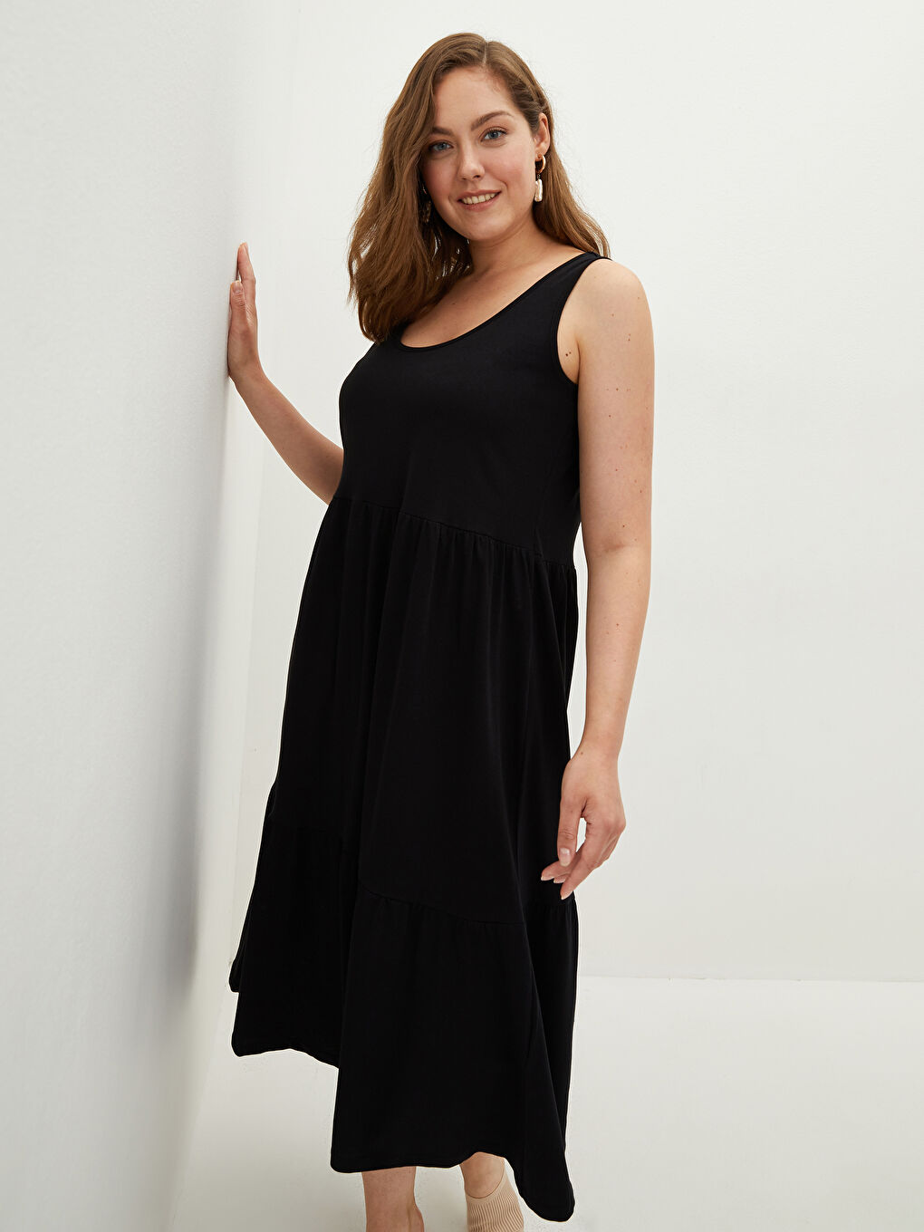 LC WAIKIKI Robe en Coton pour Femmes Grande Taille Encolure en U Droite Sans Manches Ligne A -S1LC40Z8-CVL