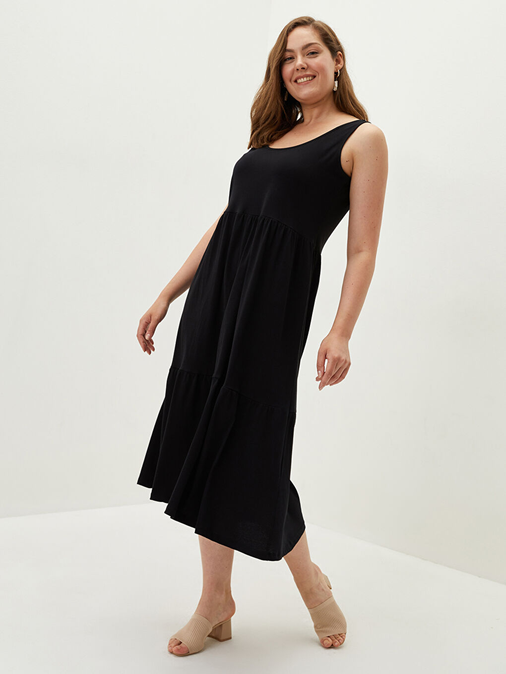 LC WAIKIKI Robe en Coton pour Femmes Grande Taille Encolure en U Droite Sans Manches Ligne A -S1LC40Z8-CVL