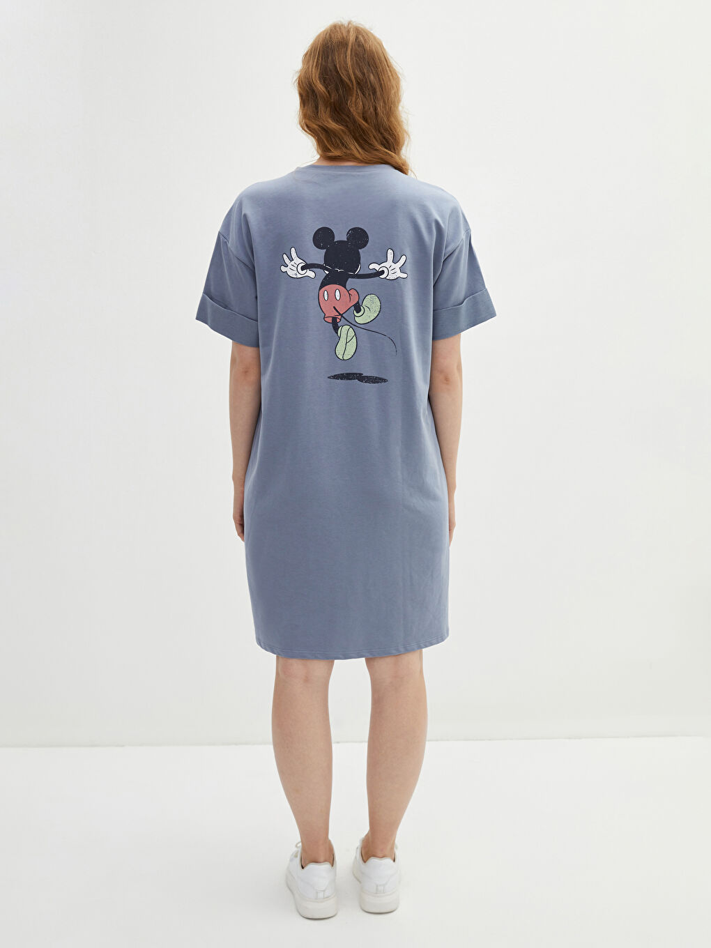 LC WAIKIKI Übergröße Rundhalsausschnitt Mickey Mouse Bedrucktes Kurzarm Kleid für Damen -S1LC42Z8-HAB