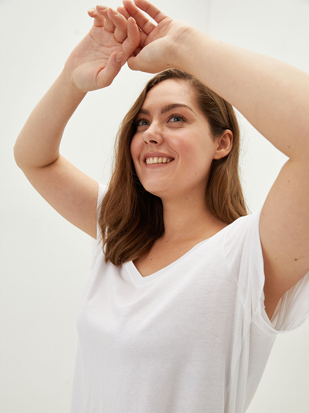 T-shirt Femme Grande Taille Encolure en V Droite Manches Courtes-7