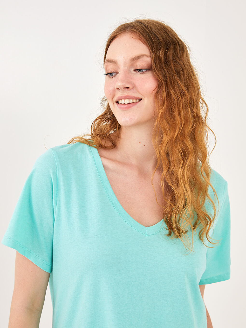 Plus Size V Neck Straight Short Sleeve Women T-Shirt-2