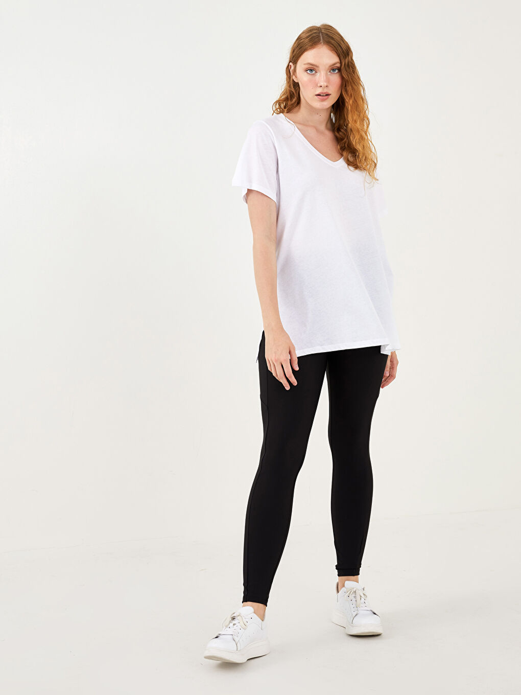 T-shirt Femme Grande Taille Encolure en V Droite Manches Courtes-6