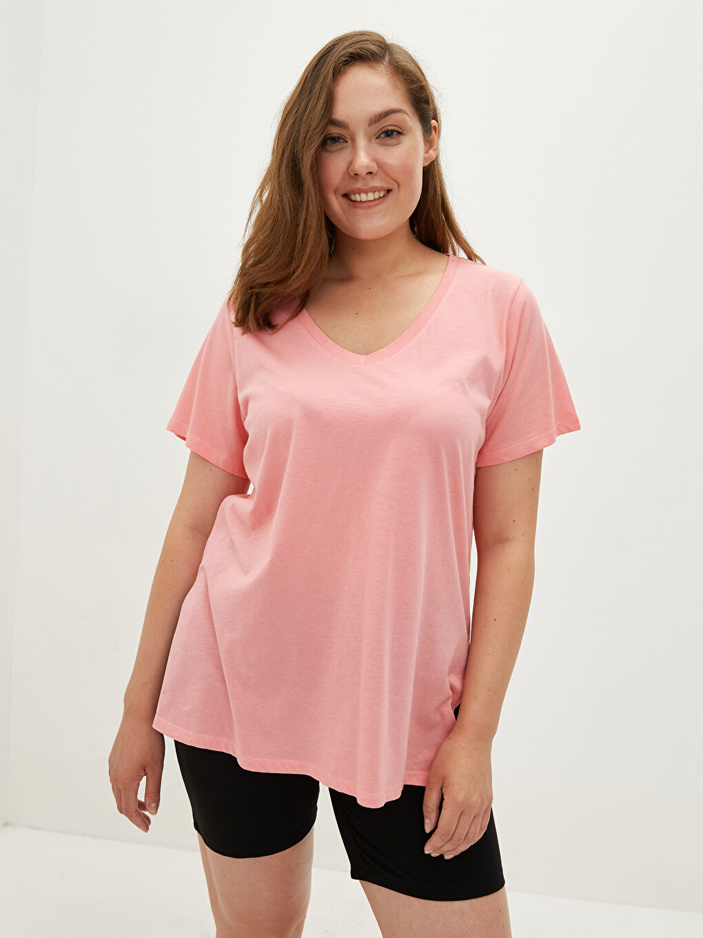 Plus Size V Neck Straight Short Sleeve Women T-Shirt-4