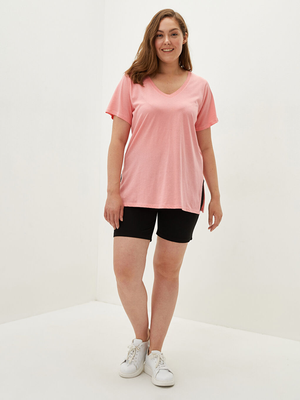 Plus Size V Neck Straight Short Sleeve Women T-Shirt-7