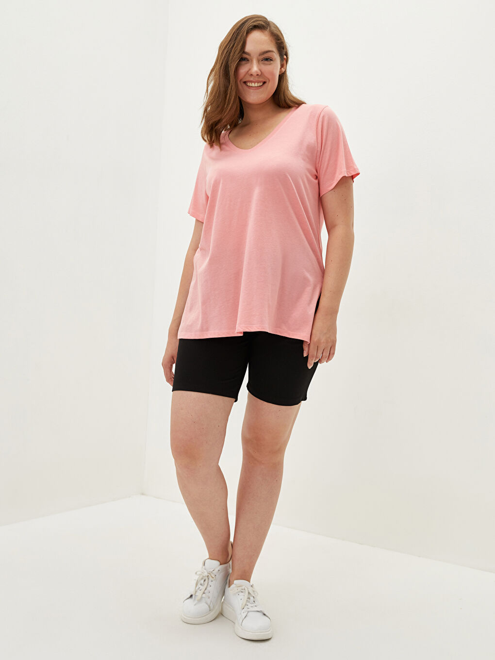 Plus Size V Neck Straight Short Sleeve Women T-Shirt-10