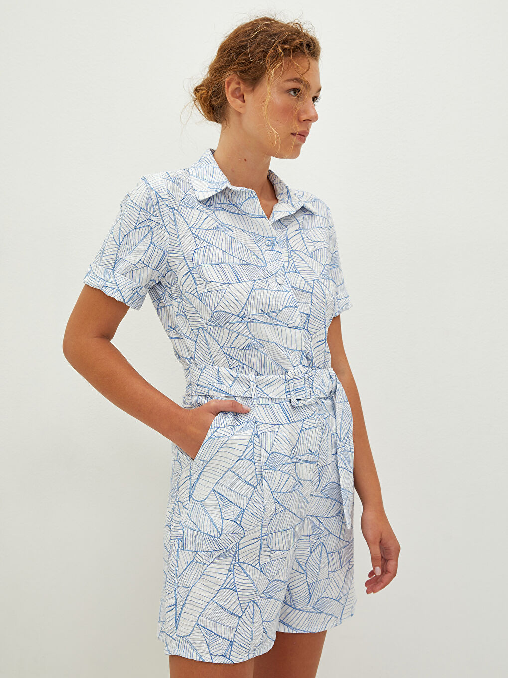 Mavi Gömlek Yaka Desenli Kısa Kollu Kadın Tulum