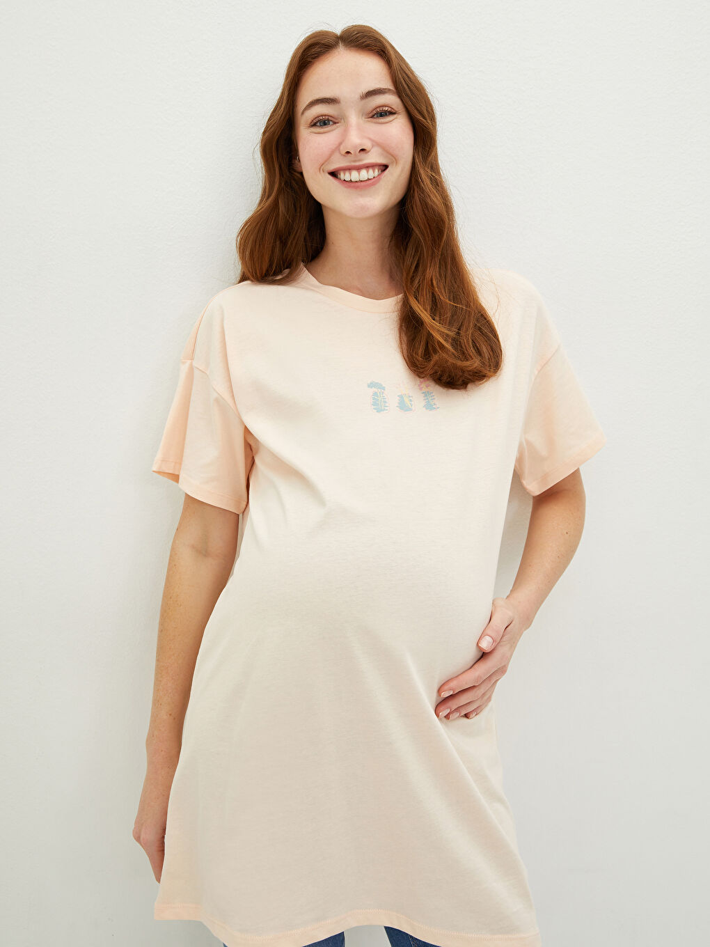 تونيك حوامل قطن بأكمام قصيرة ورقبة دائرية مطبوع-1