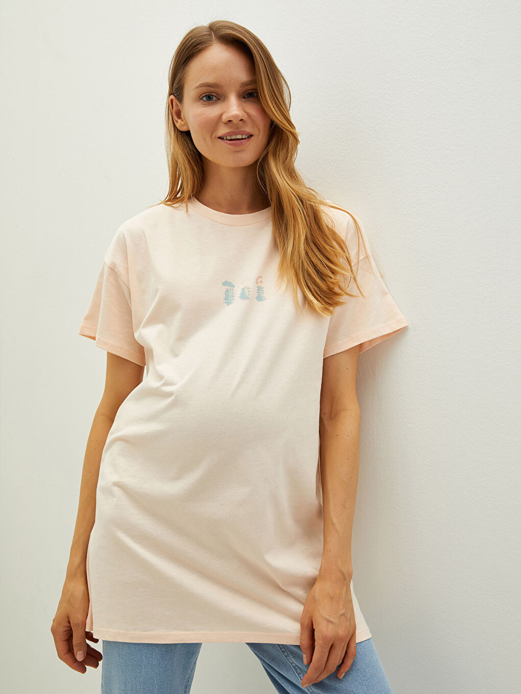 تونيك حوامل قطن بأكمام قصيرة ورقبة دائرية مطبوع-4