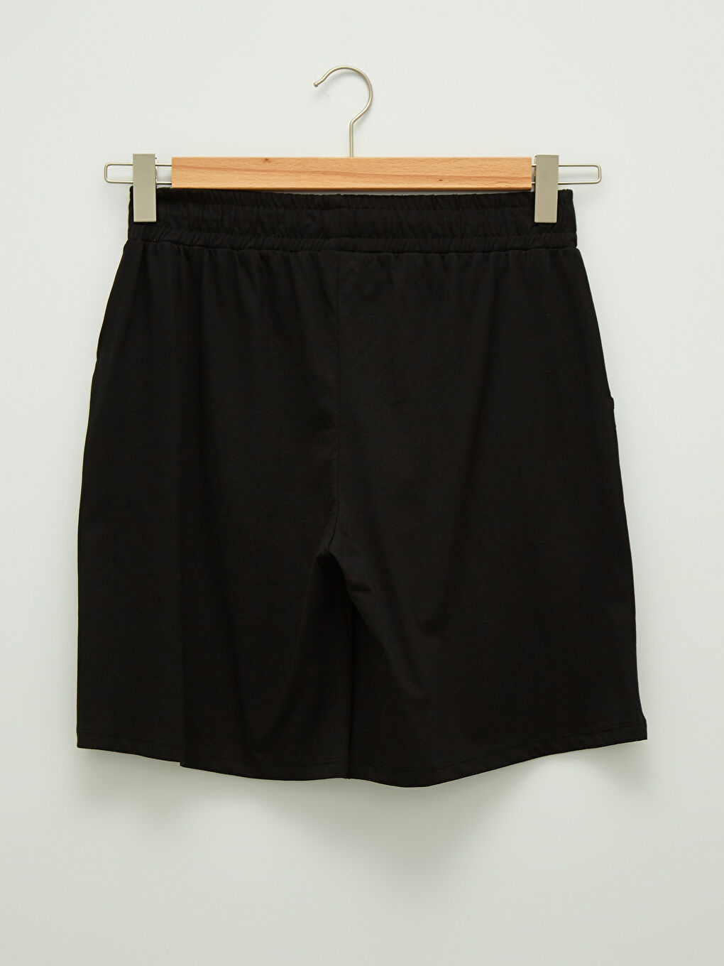 LC WAIKIKI Bermuda-Shorts für Damen in großen Größen mit flachen Taschen und elastischem Bund -S1LG25Z8-CVL