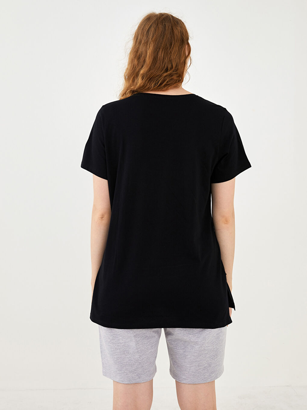 Siyah Büyük Beden Bisiklet Yaka Düz Kısa Kollu Kadın Tişört-5