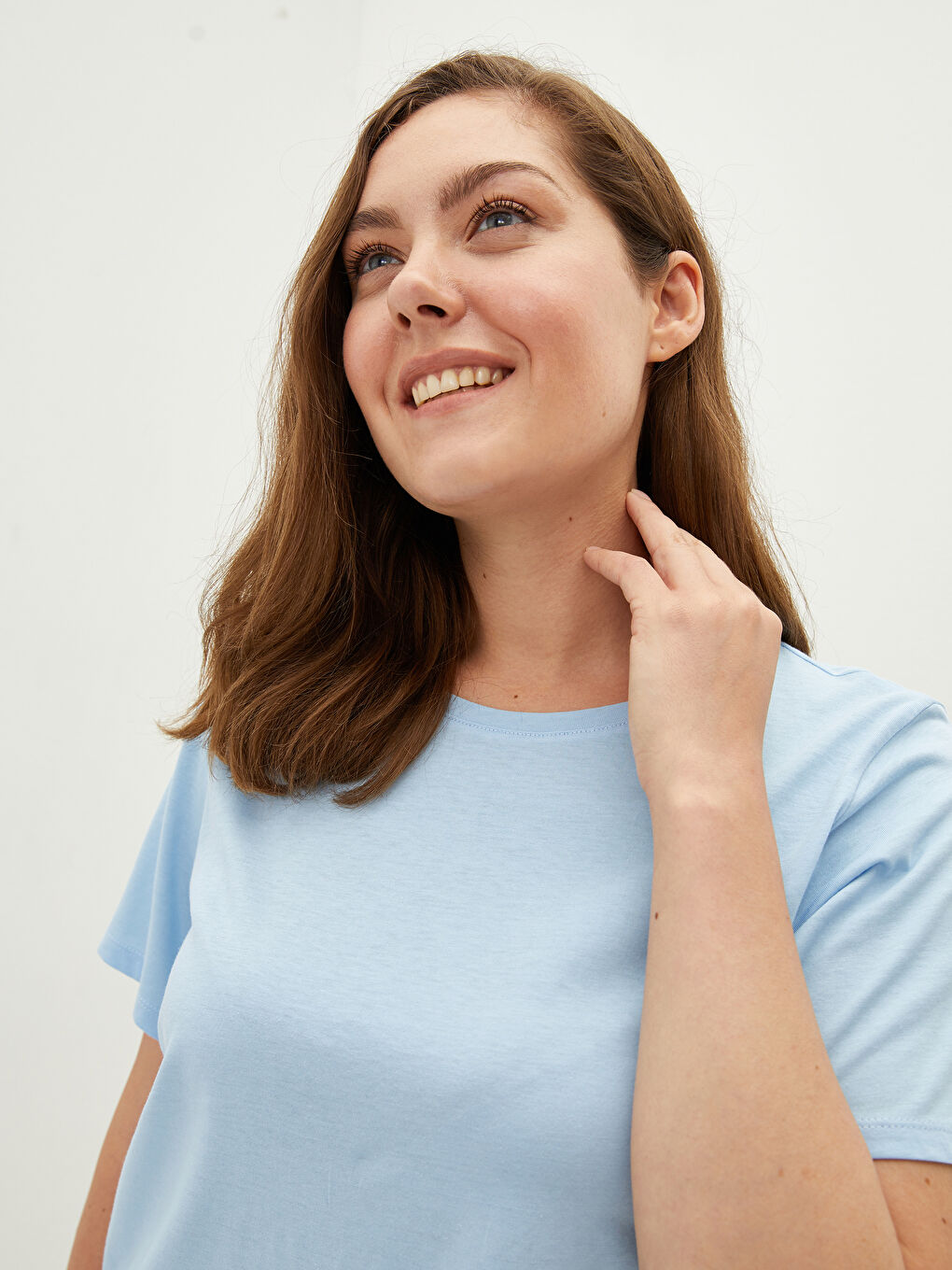 Mavi Büyük Beden Bisiklet Yaka Düz Kısa Kollu Kadın Tişört-7