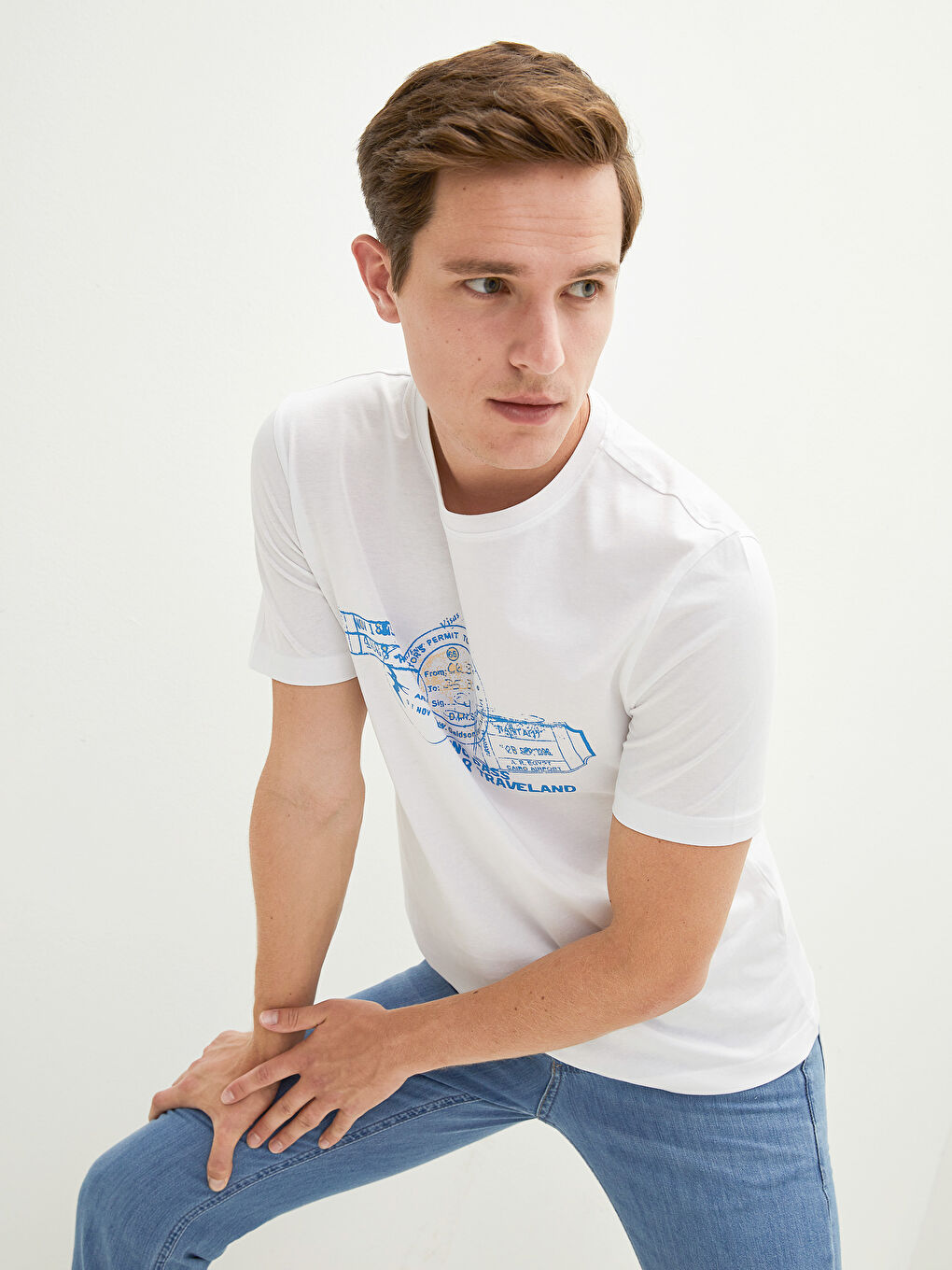 Beyaz Bisiklet Yaka Kısa Kollu Baskılı Penye Erkek Tişört-5