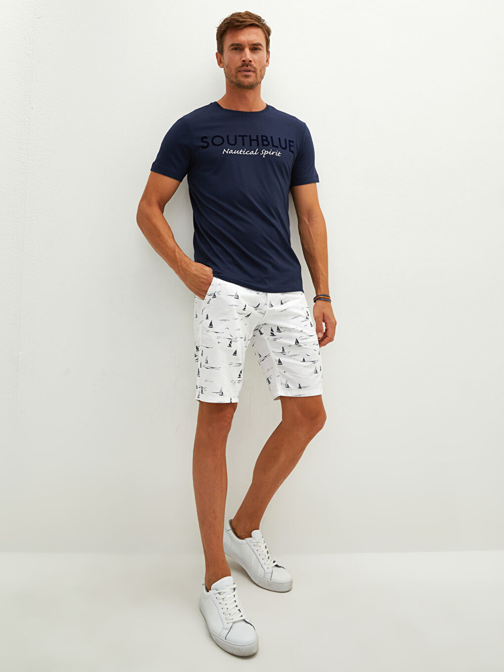 Lacivert Bisiklet Yaka Kısa Kollu Baskılı Penye Erkek Tişört-2