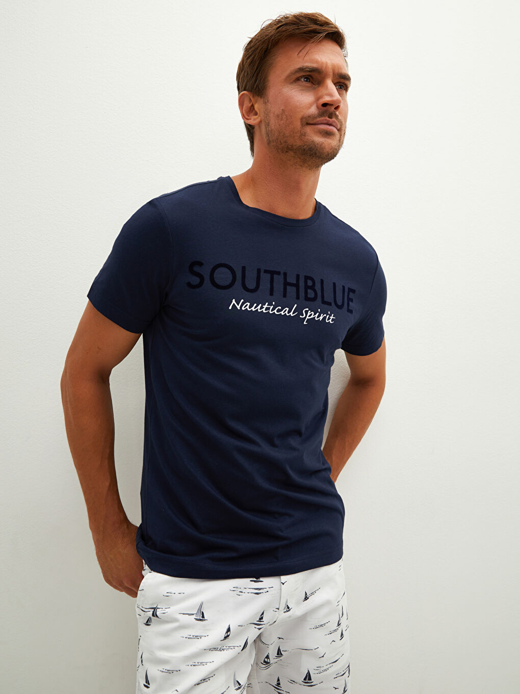 Lacivert Bisiklet Yaka Kısa Kollu Baskılı Penye Erkek Tişört