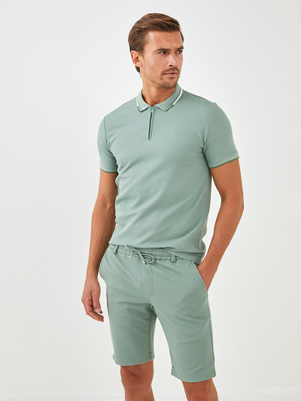Yeşil Slim Fit Örme Erkek Şort-1