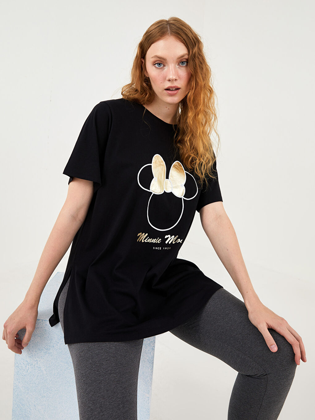 LC WAIKIKI Plus Size Crew Neck Minnie Mouse Printed Short Sleeve Cotton Women's T-Shirt -S1LJ27Z8-CVL