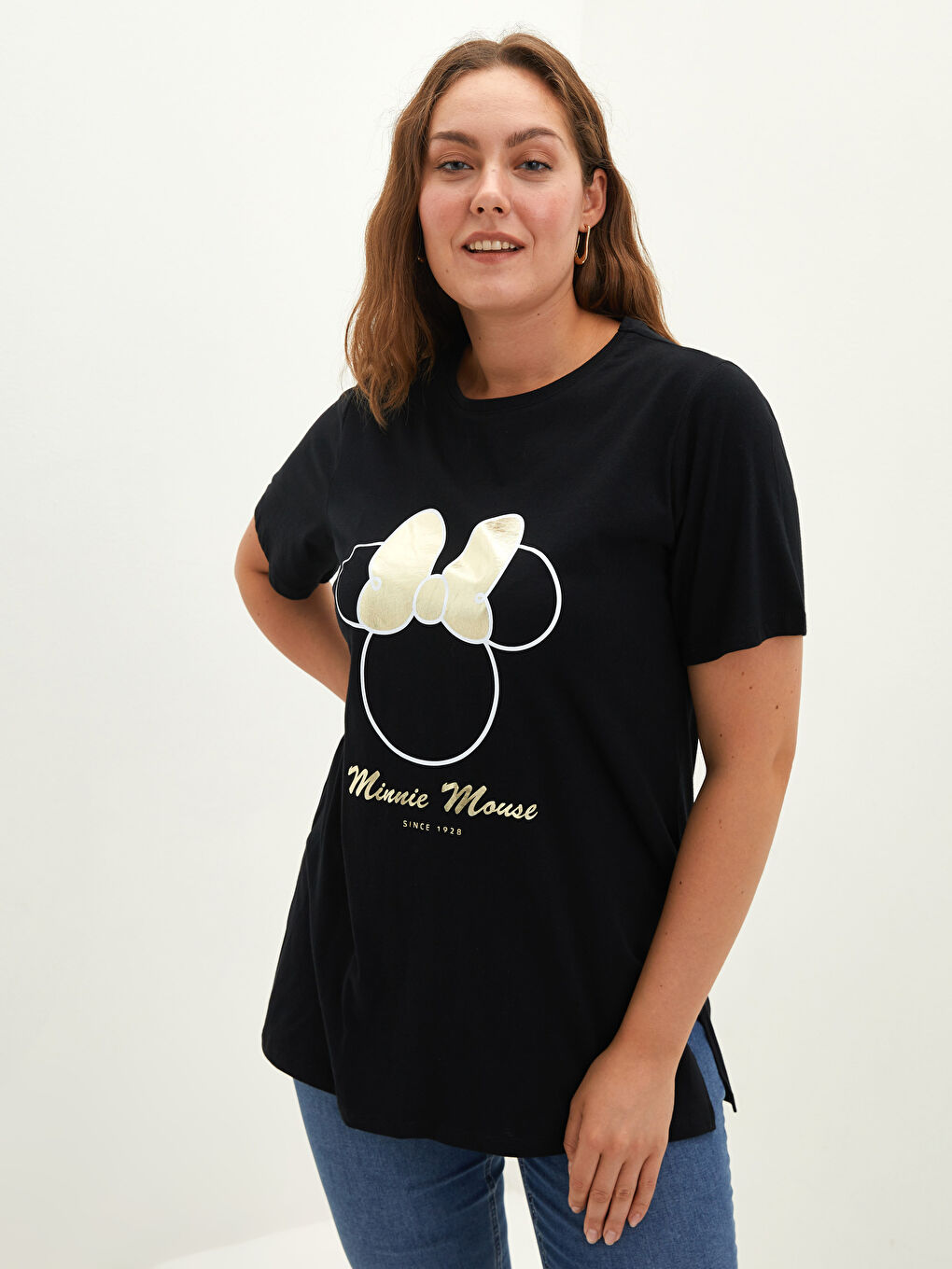 LC WAIKIKI Plus Size Crew Neck Minnie Mouse Printed Short Sleeve Cotton Women's T-Shirt -S1LJ27Z8-CVL